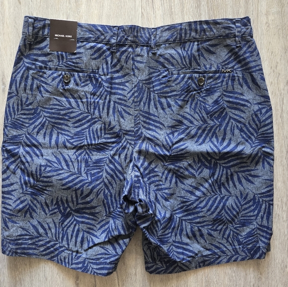 Michael Kors Shorts Size 36 - Picture 2 of 2